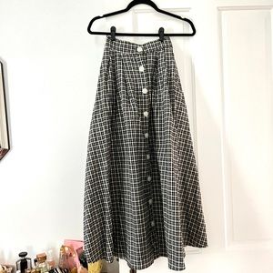 Classic Black and White Checkered Midi Skirt
